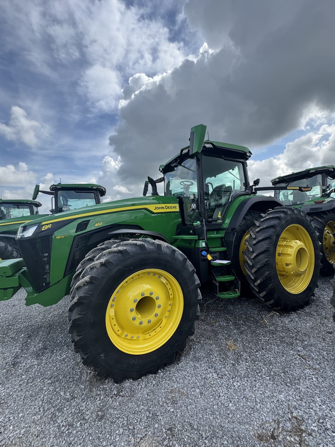 2024 John Deere 8R 410 Image