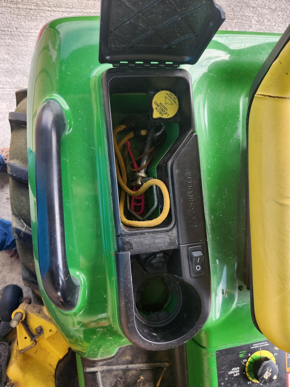 2008 John Deere X720 Image