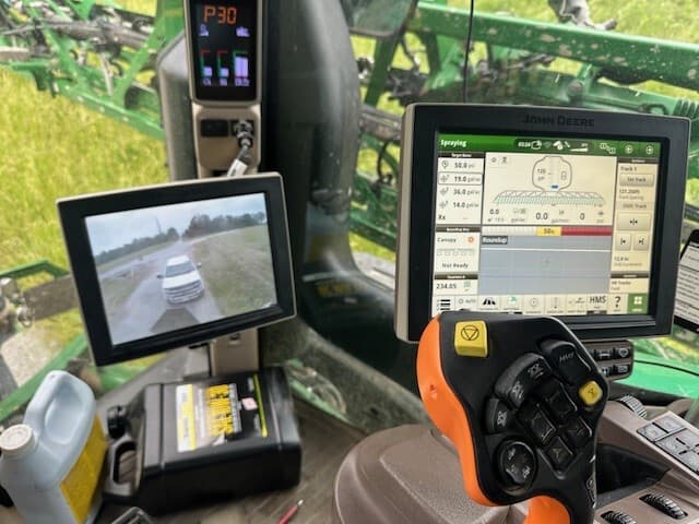 2021 John Deere R4044 Image
