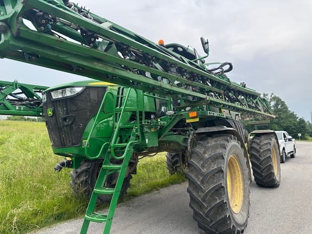 2021 John Deere R4044 Image