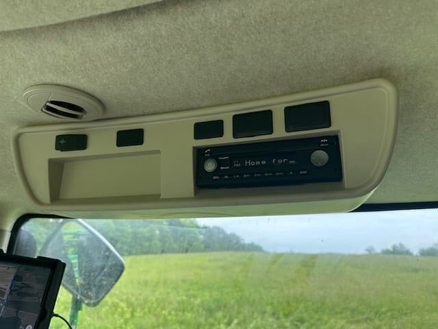 2021 John Deere R4044 Image