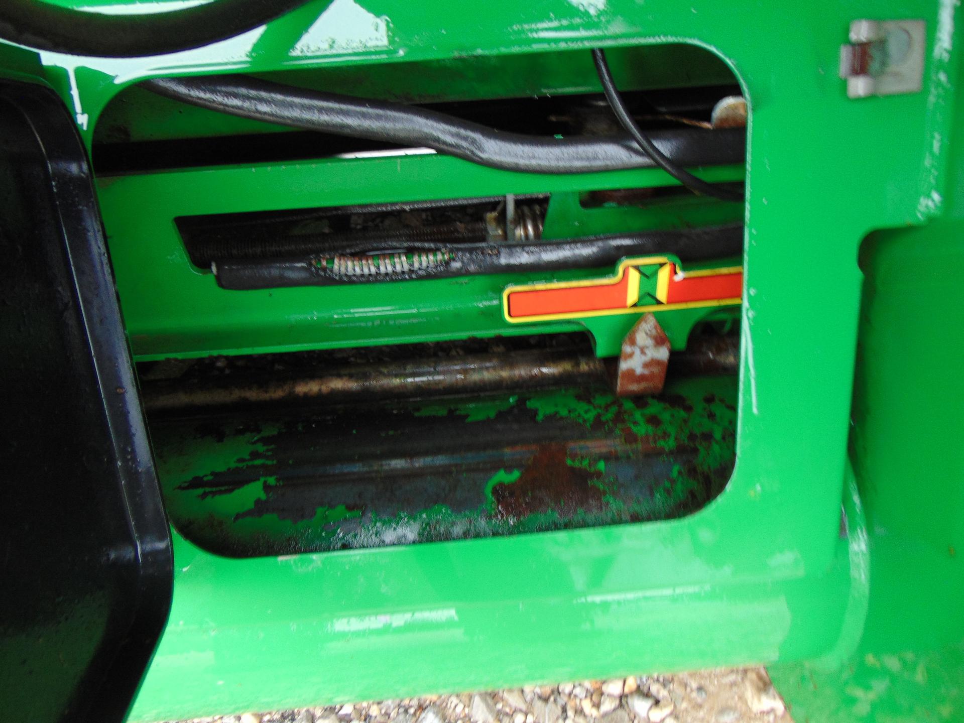 2013 John Deere 640FD Image