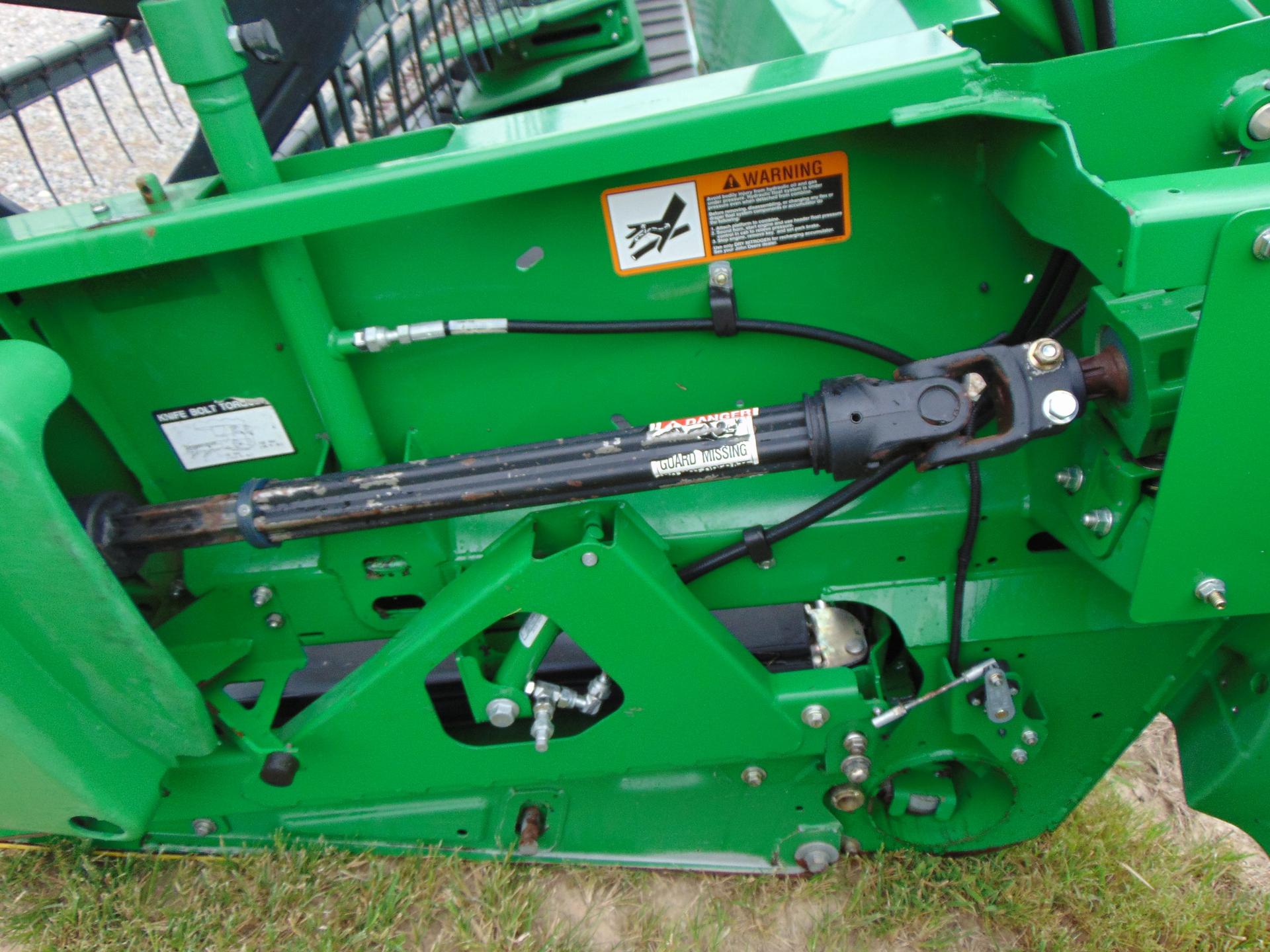 2013 John Deere 640FD Image