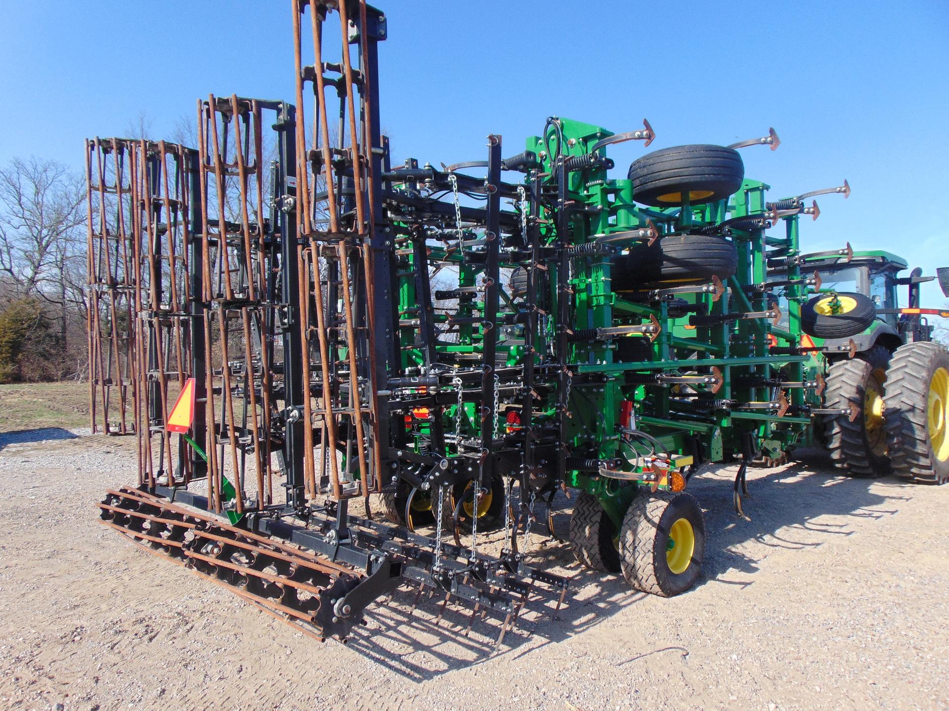 2022 John Deere 2230 Image