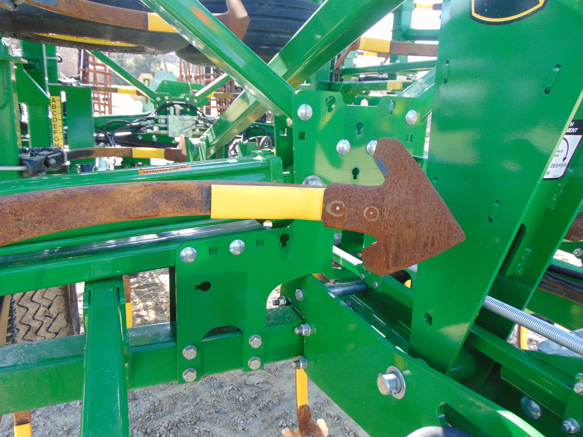 2022 John Deere 2230 Image
