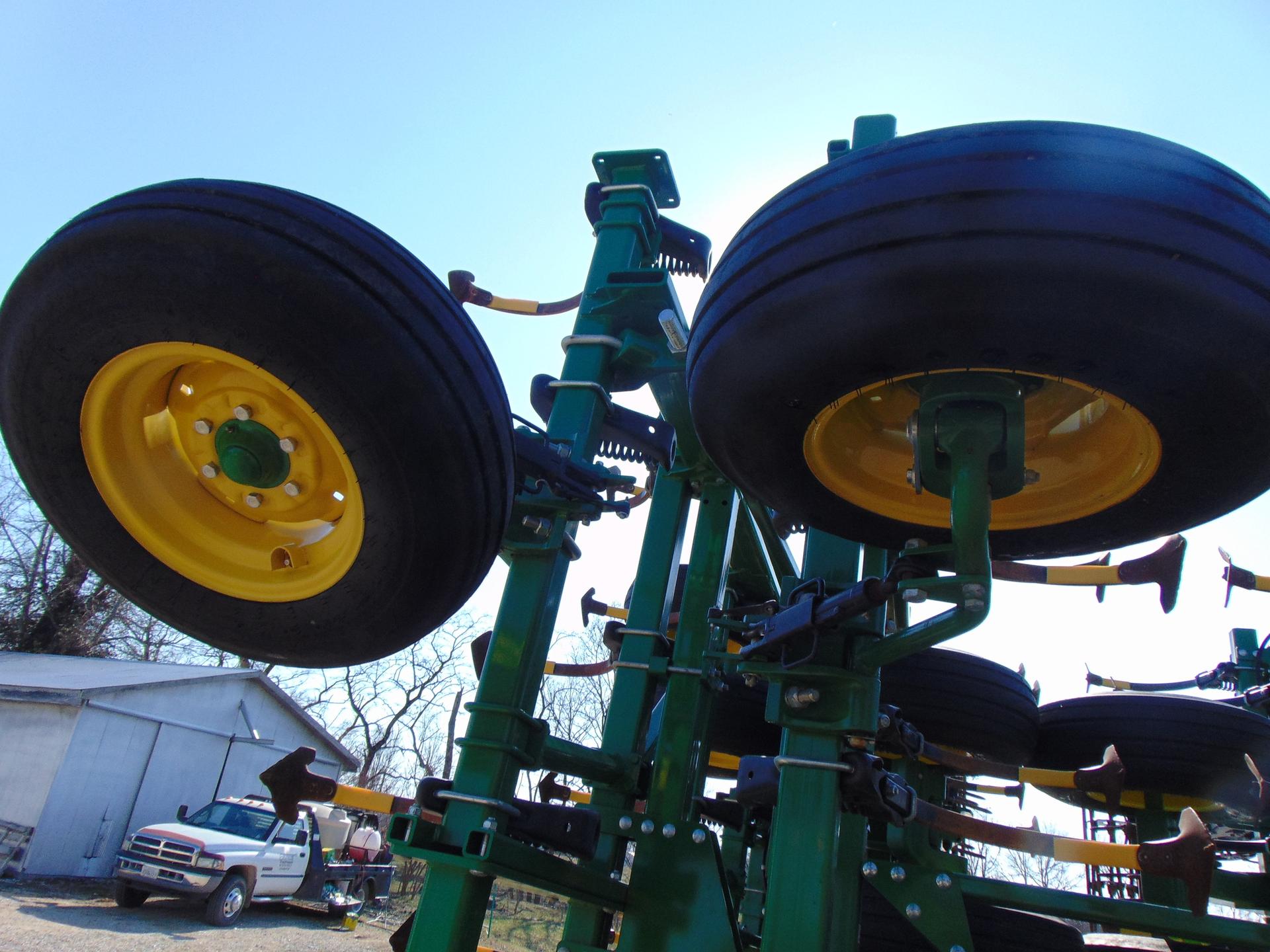 2022 John Deere 2230 Image