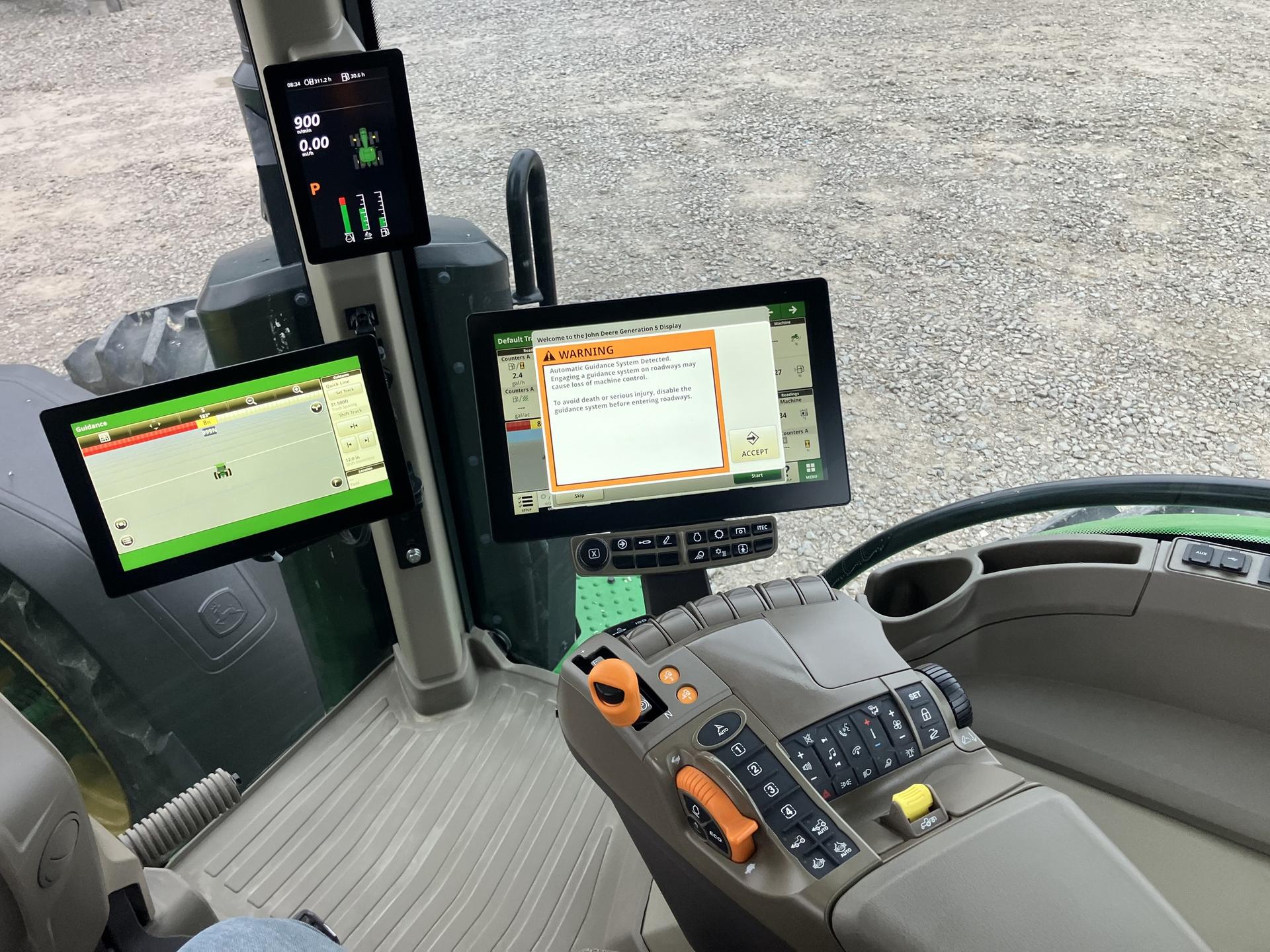 2024 John Deere 8R 340 Image