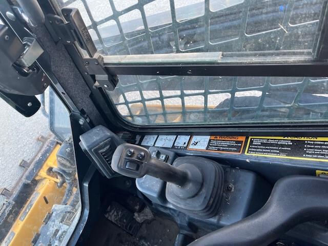 2021 John Deere 333G Image