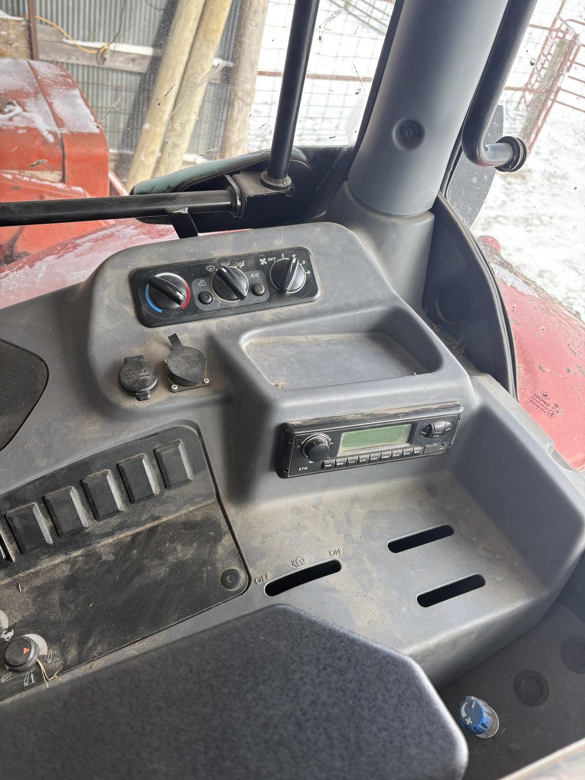 2017 Kubota M6-131 Image
