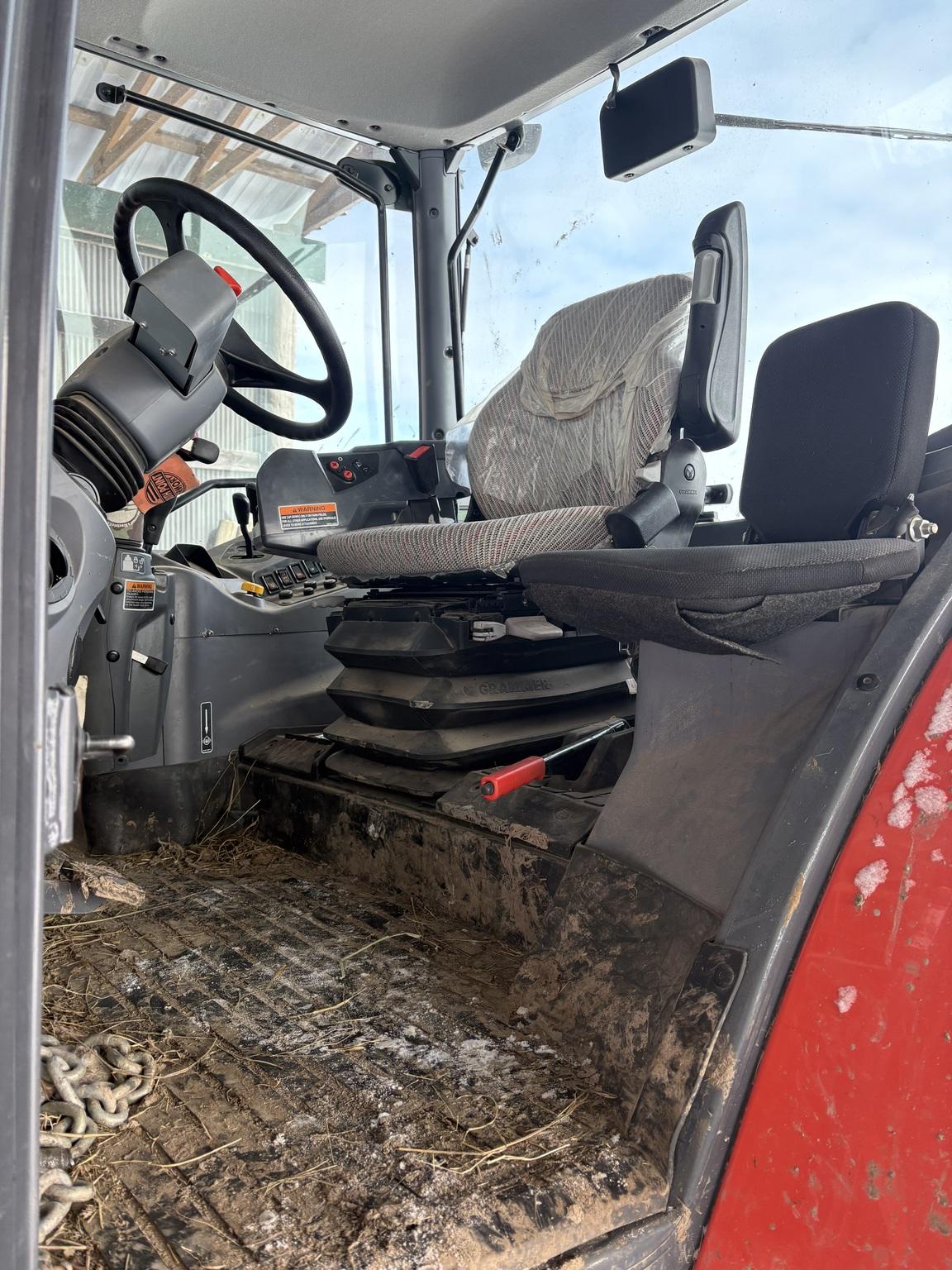 2017 Kubota M6-131 Image