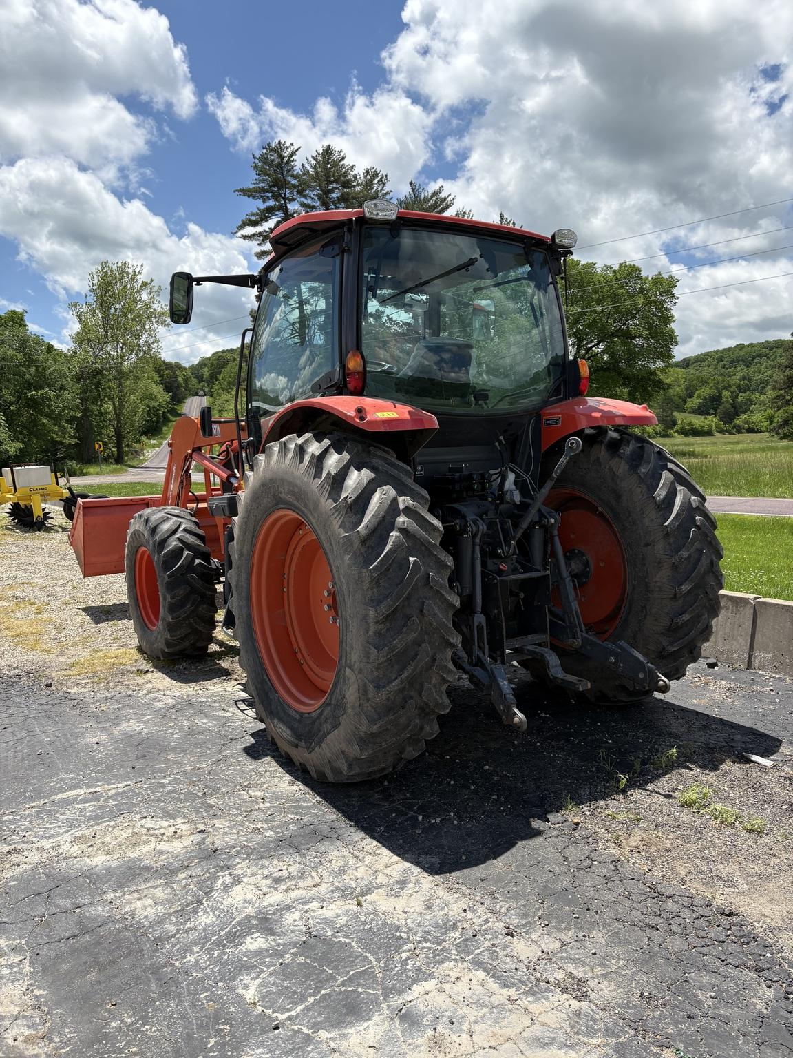 2017 Kubota M6-131 Image