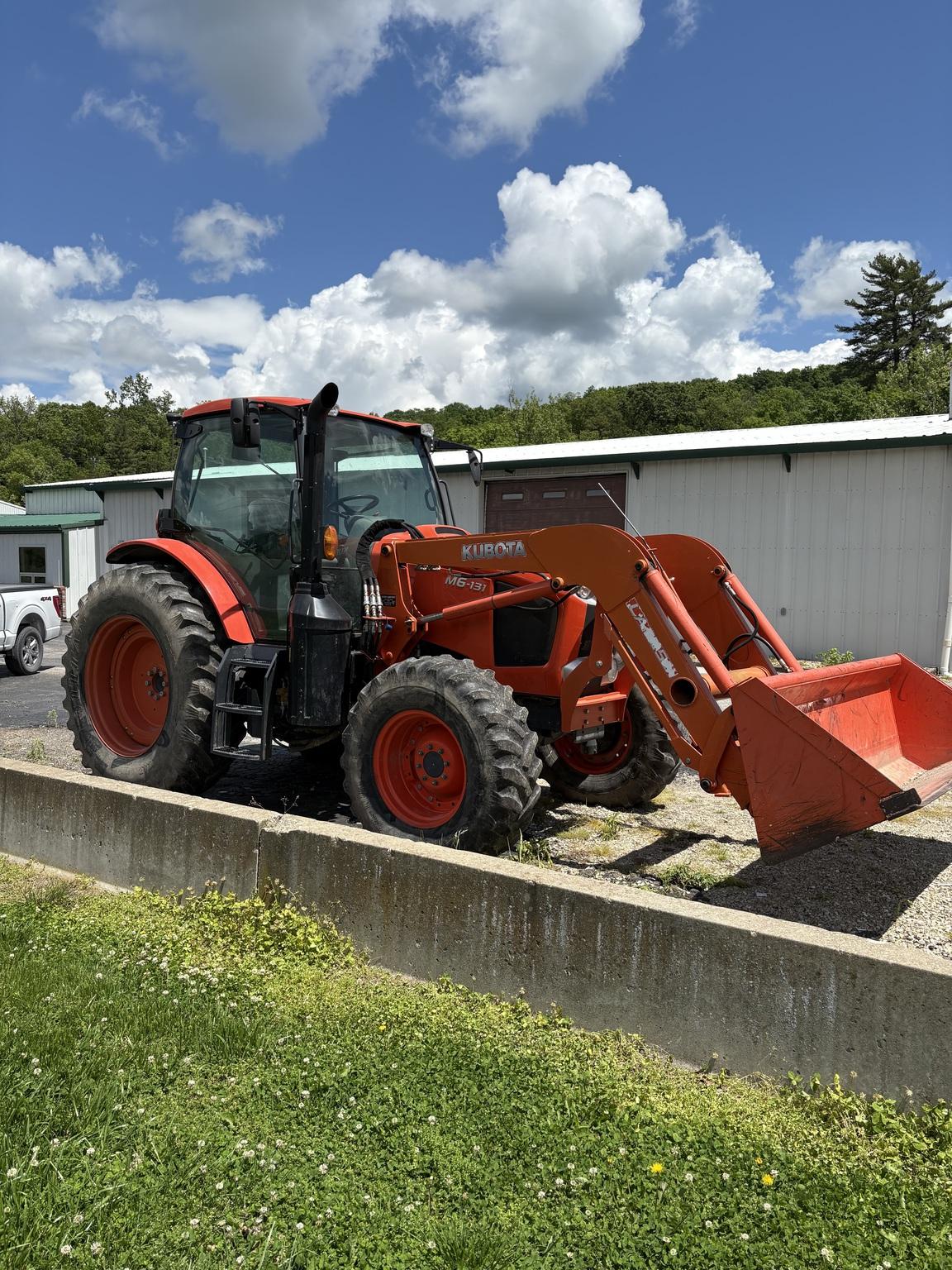 2017 Kubota M6-131 Image