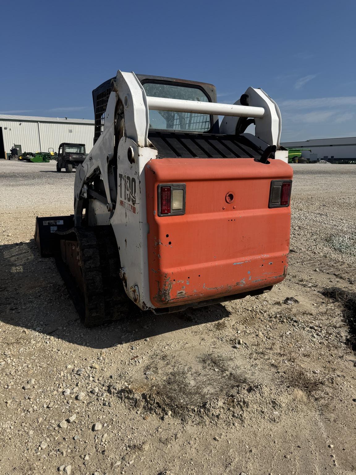 2004 Bobcat T190 Image