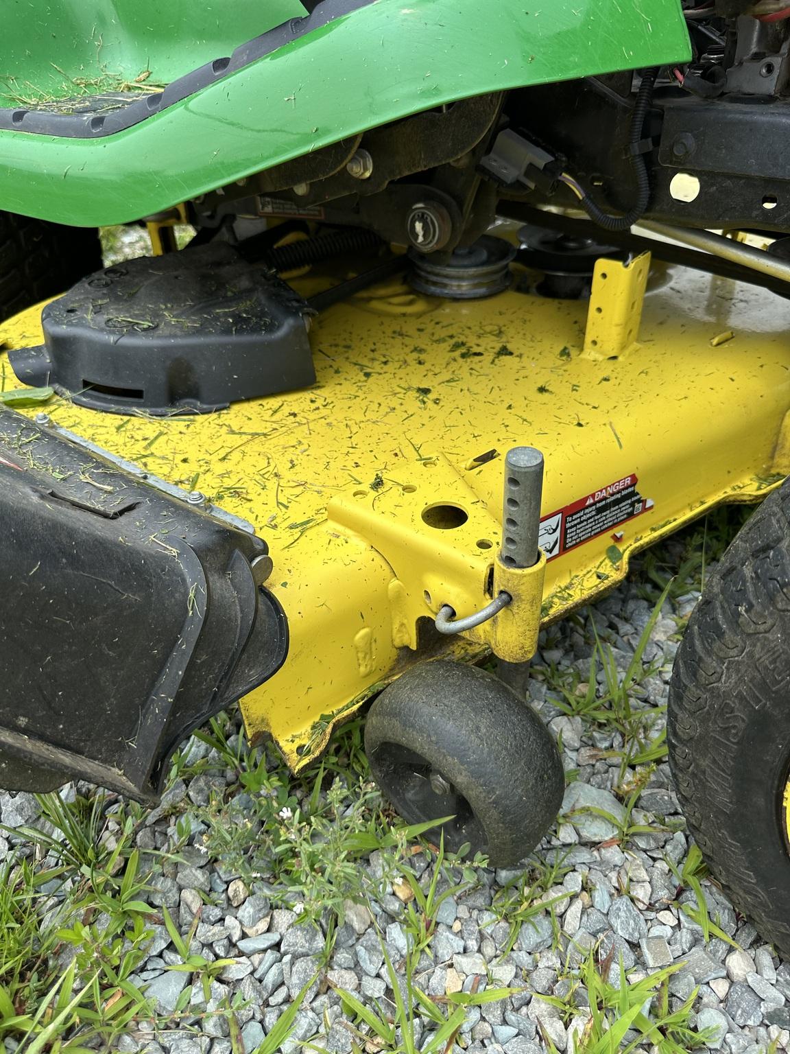 2019 John Deere X380 Image