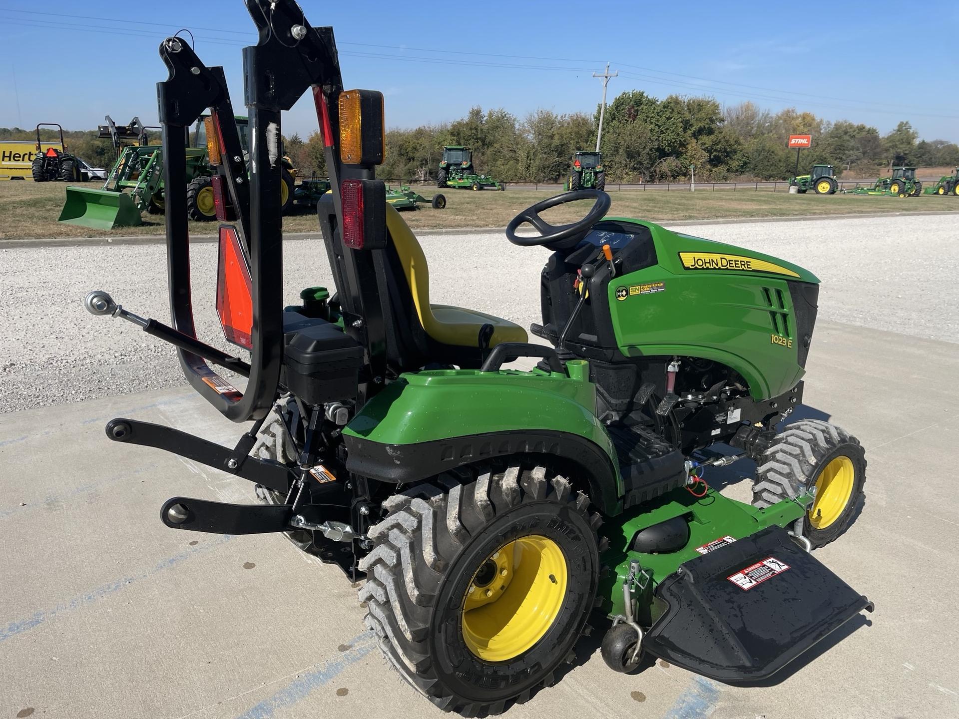 2024 John Deere 1023E Image