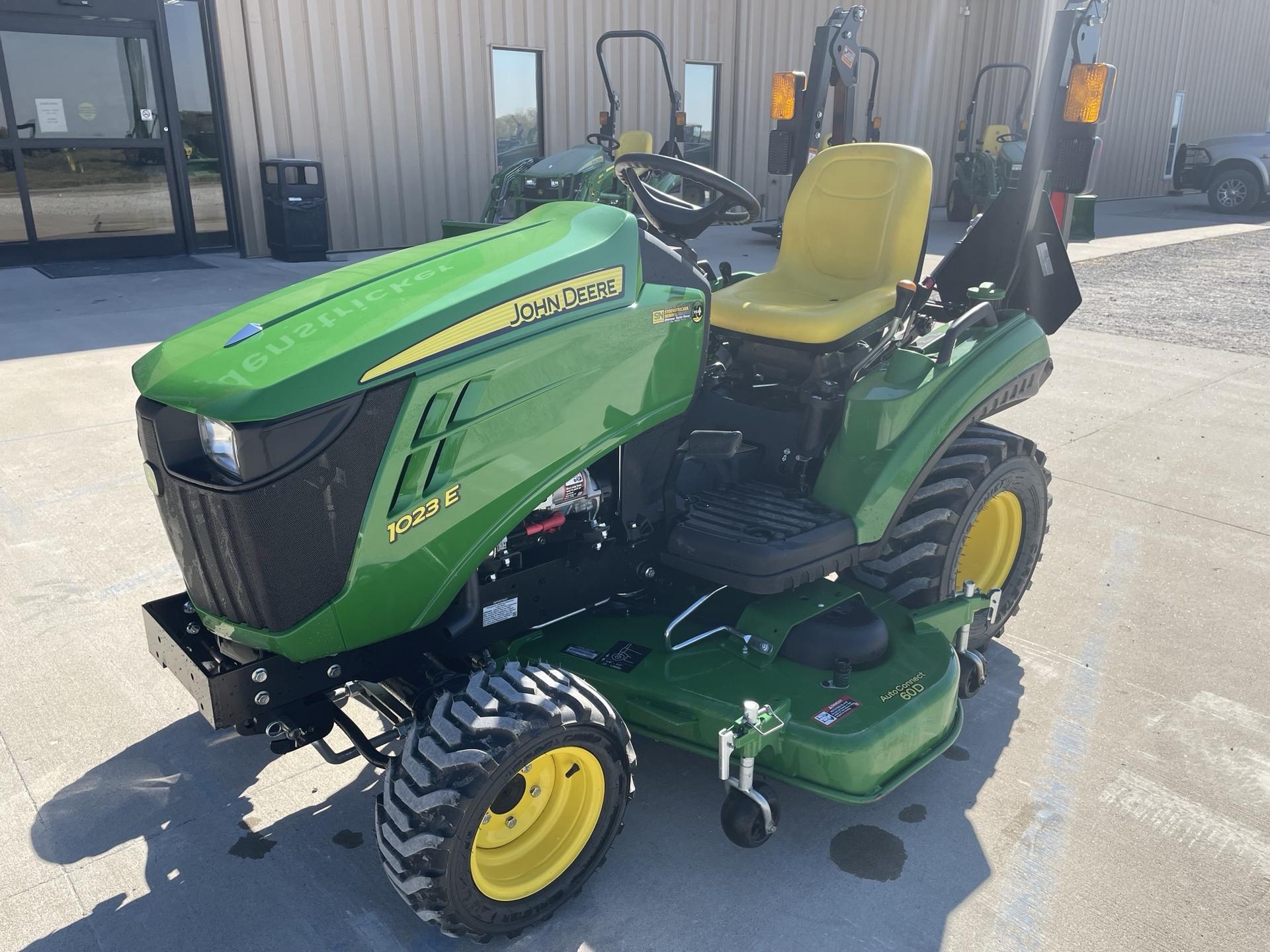2024 John Deere 1023E Image