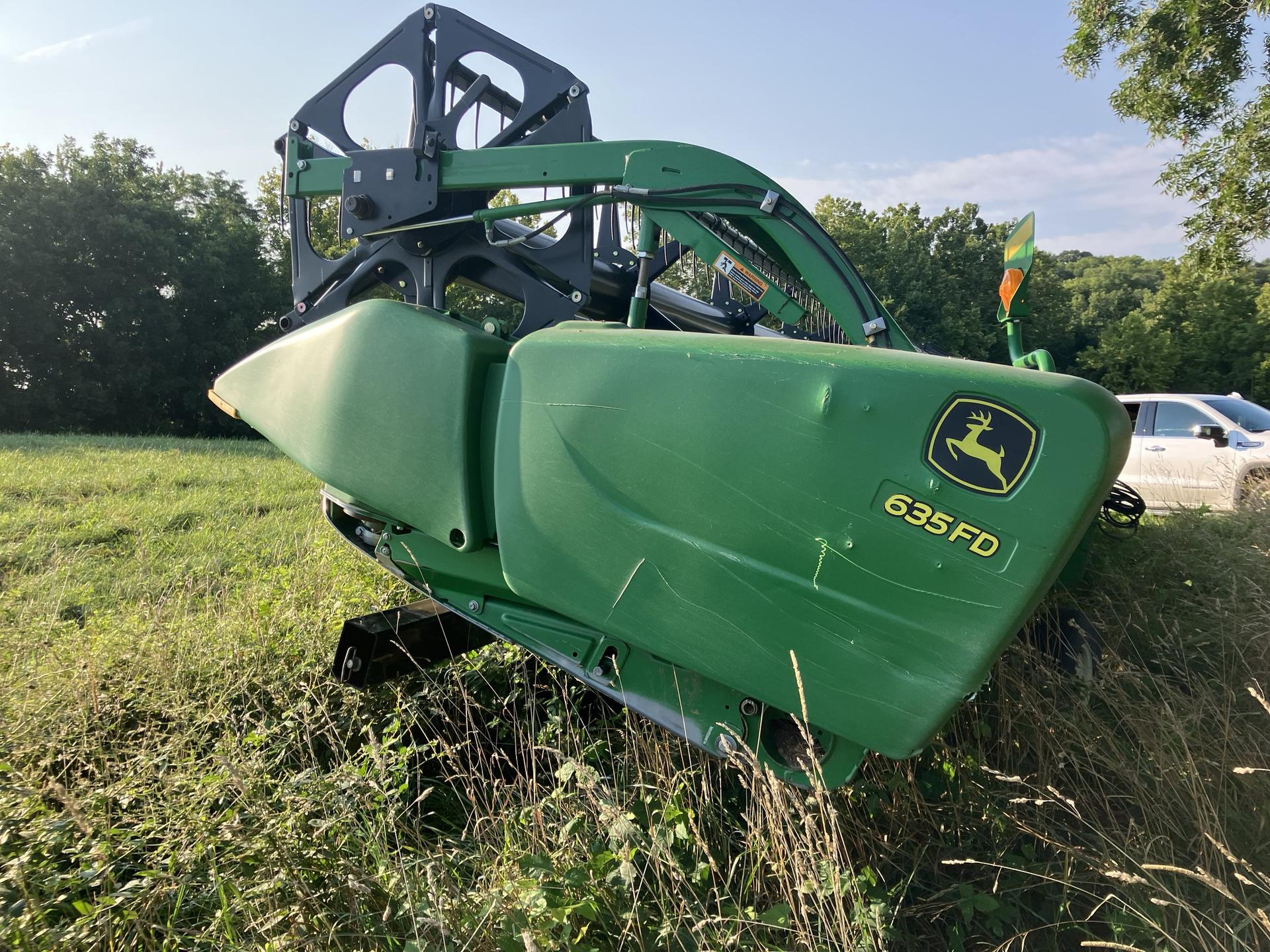 2013 John Deere 635FD Image