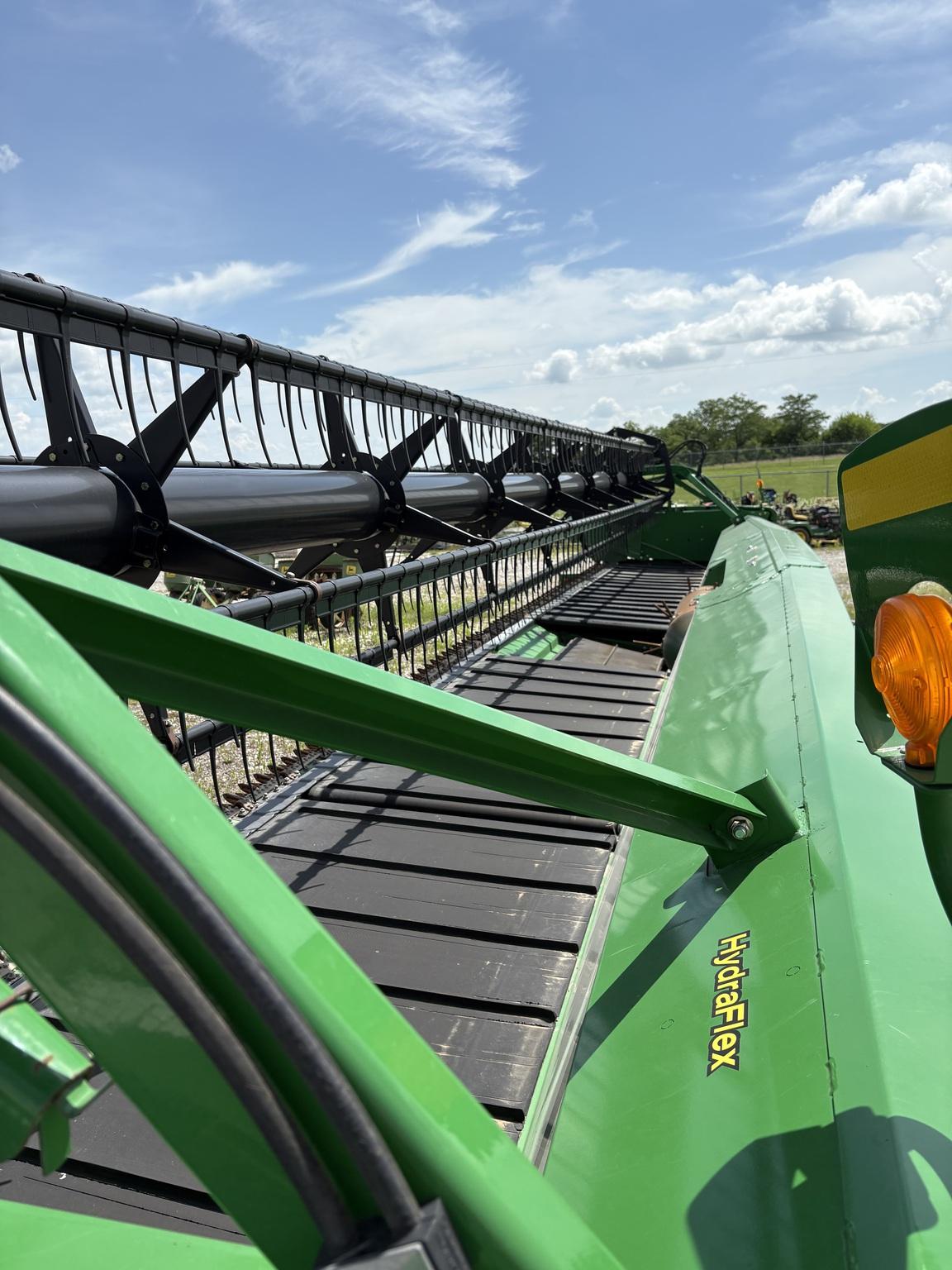 2013 John Deere 635FD Image