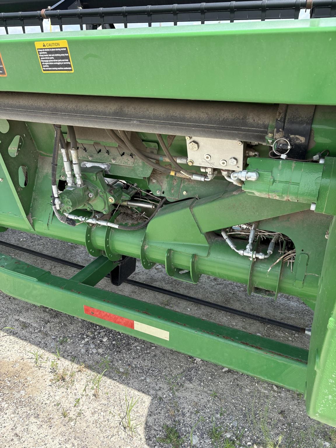 2013 John Deere 635FD Image