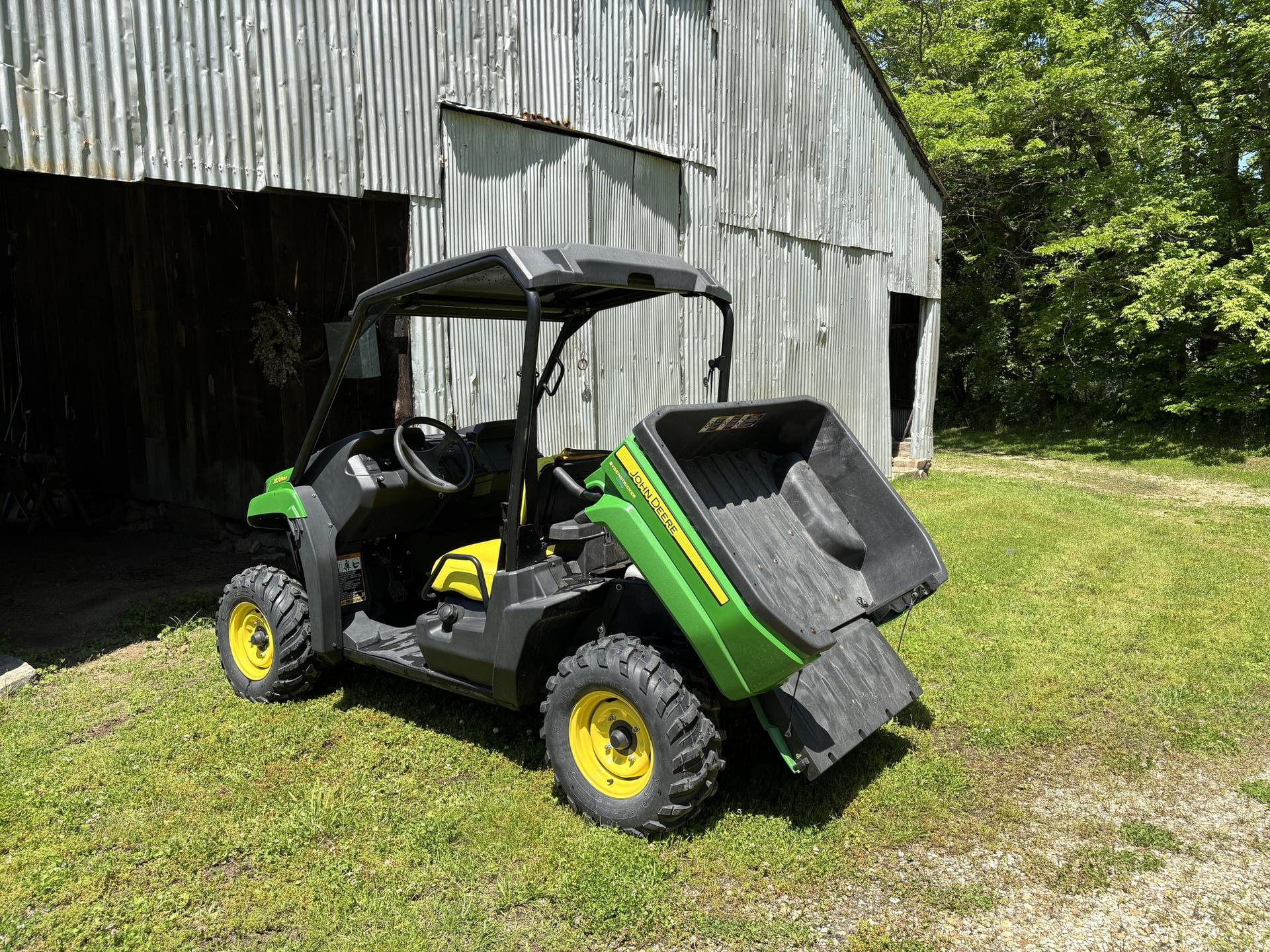 2012 John Deere XUV 550 Image