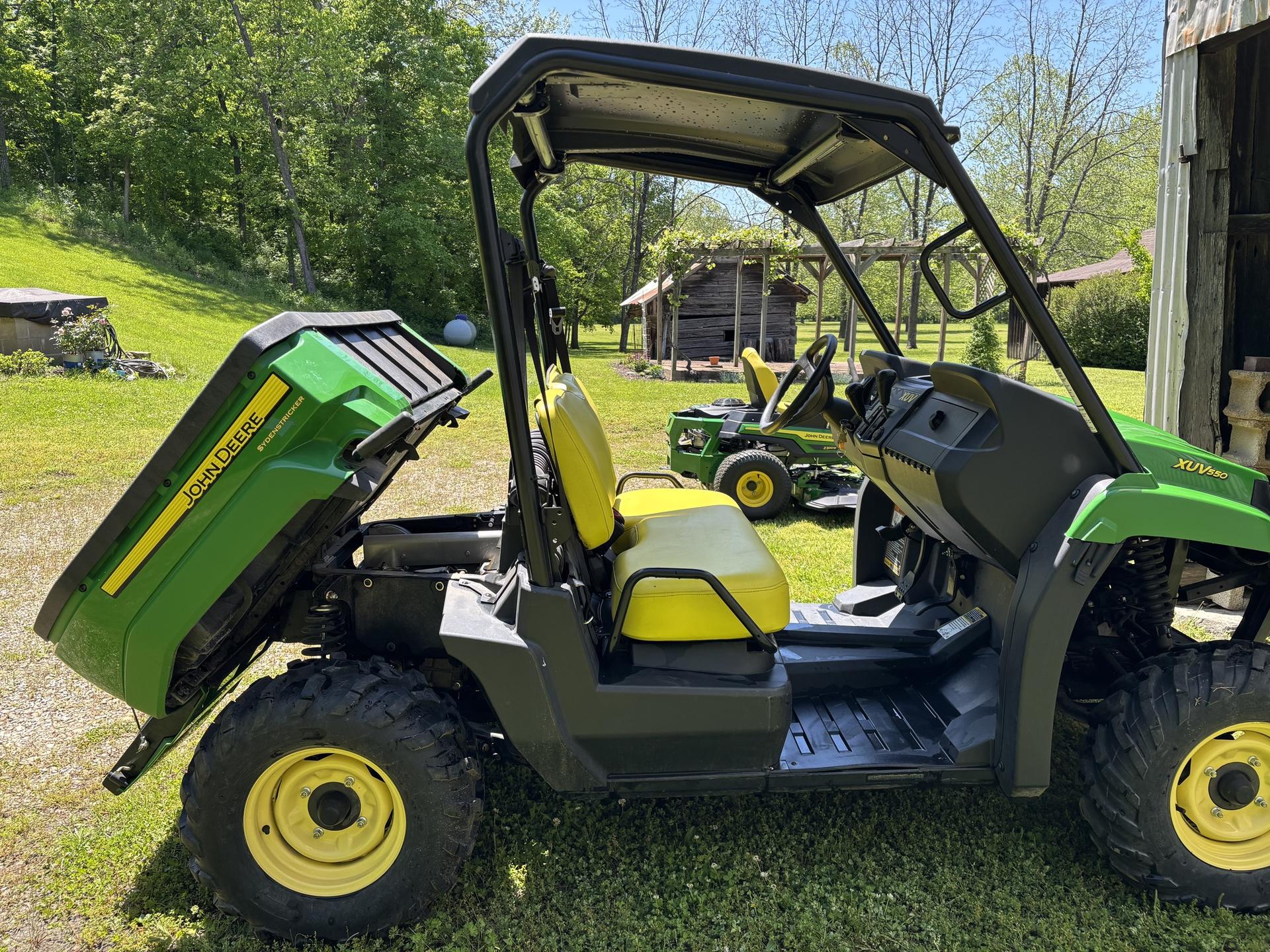 2012 John Deere XUV 550 Image