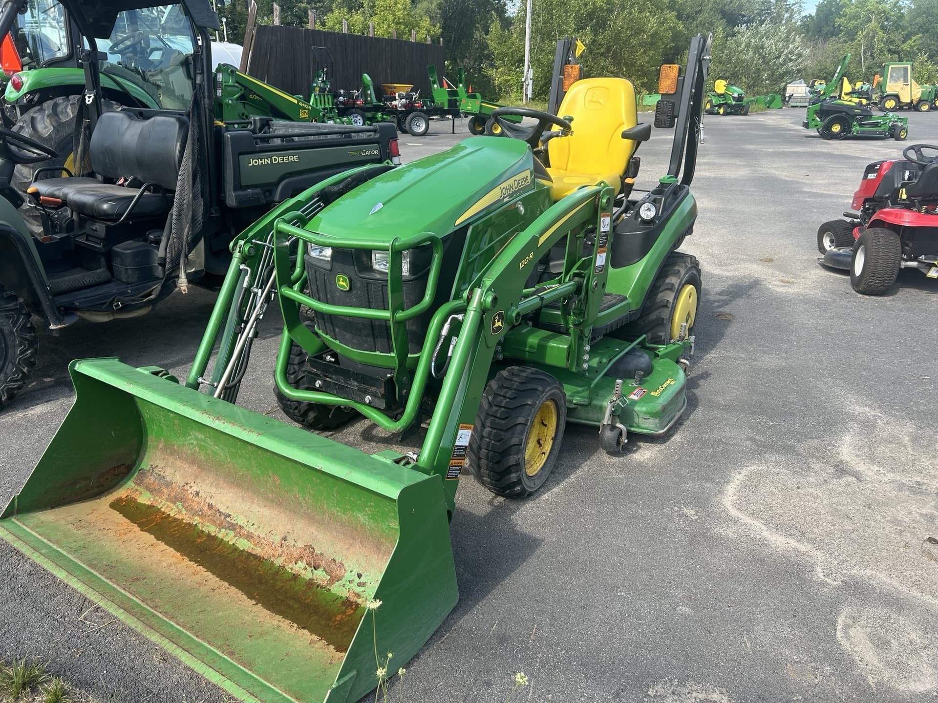2019 John Deere 1025R Image