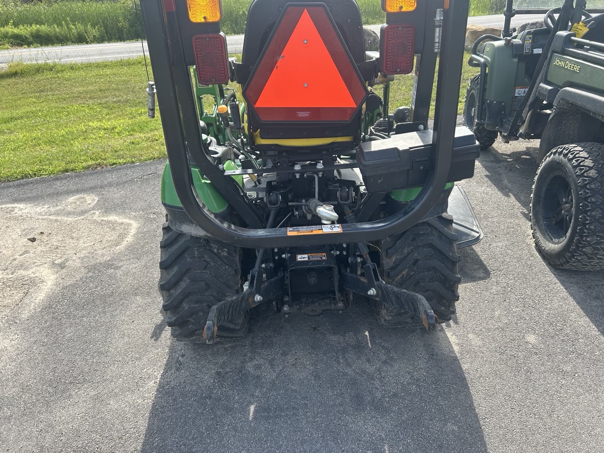 2019 John Deere 1025R Image