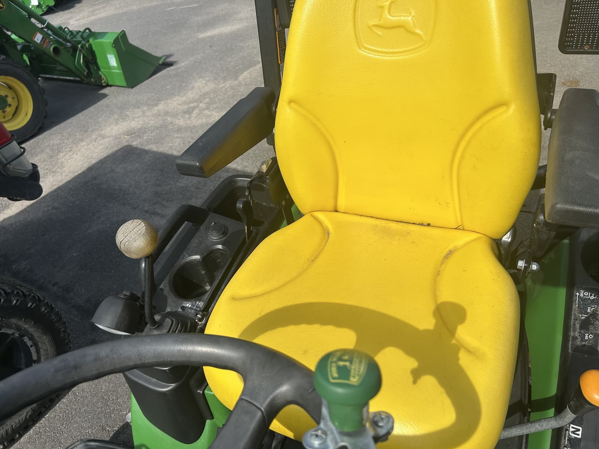 2019 John Deere 1025R Image
