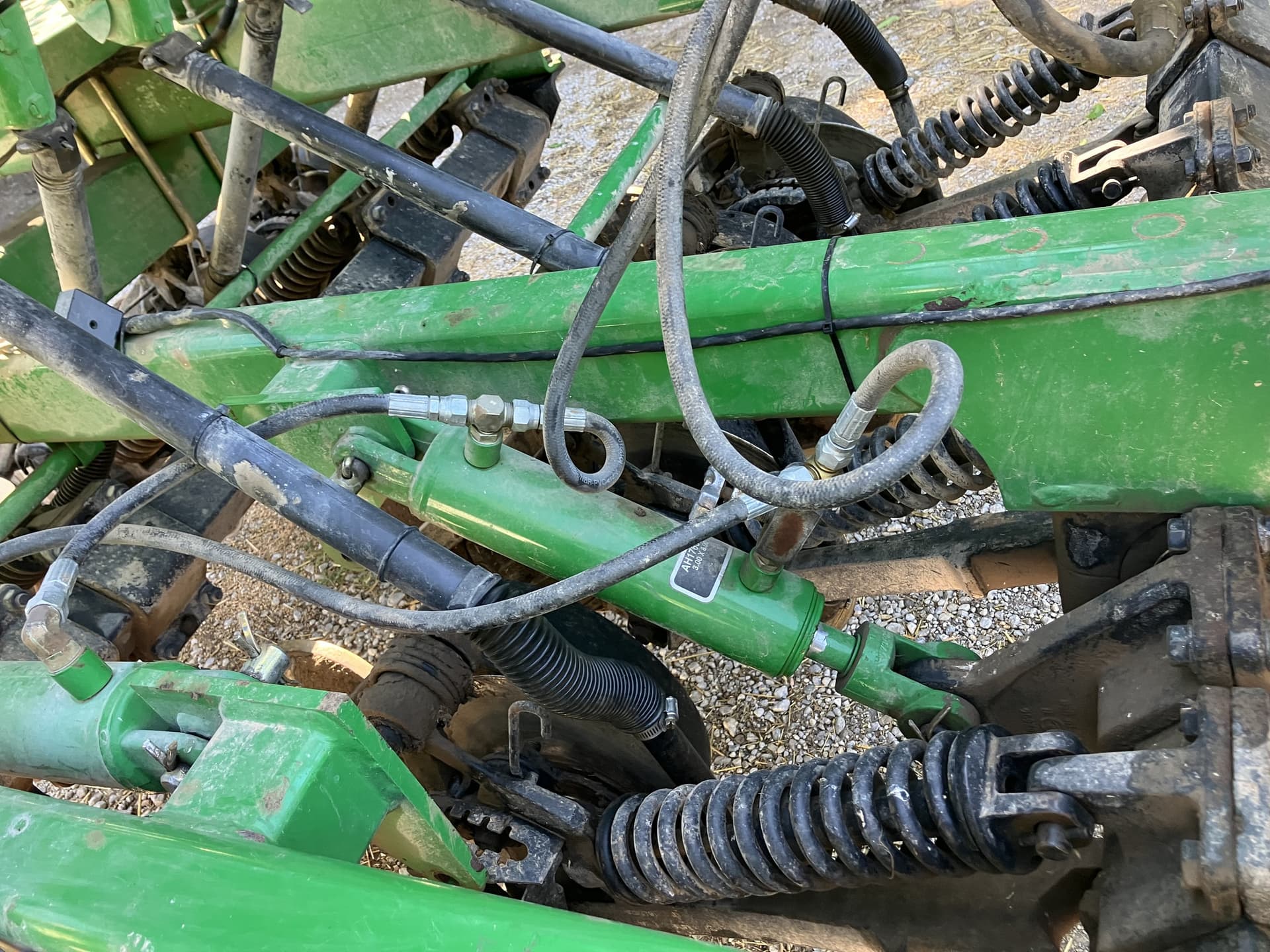 2005 John Deere 1590 Image