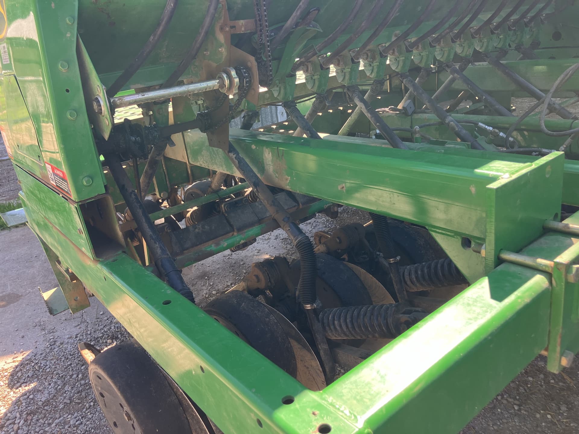 2005 John Deere 1590 Image