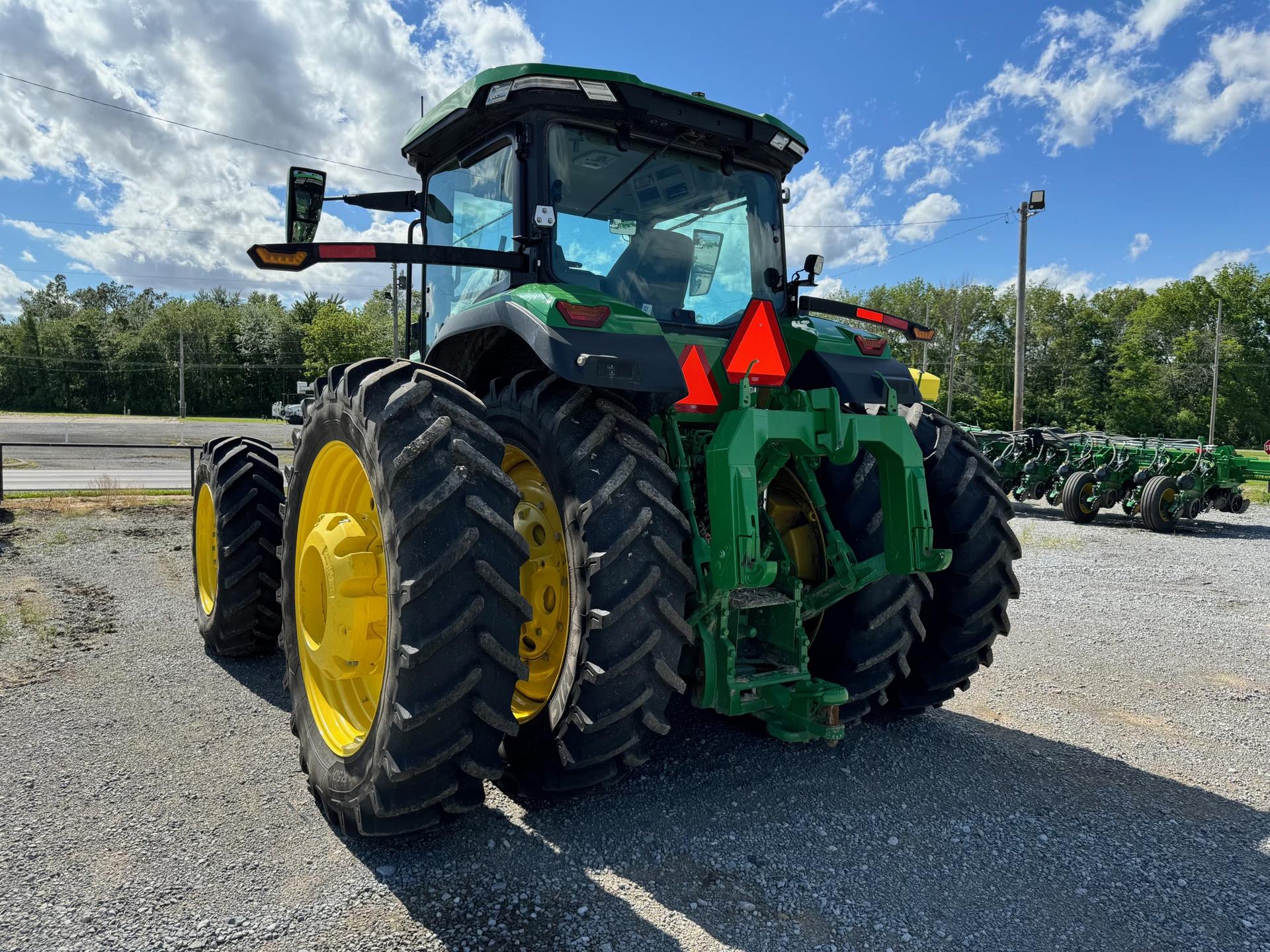 2024 John Deere 8R 310 Image