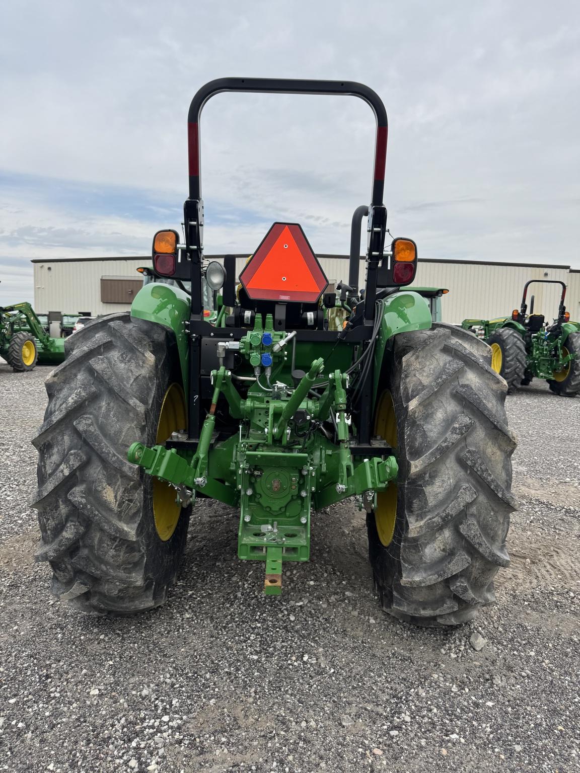 2023 John Deere 5090E Image