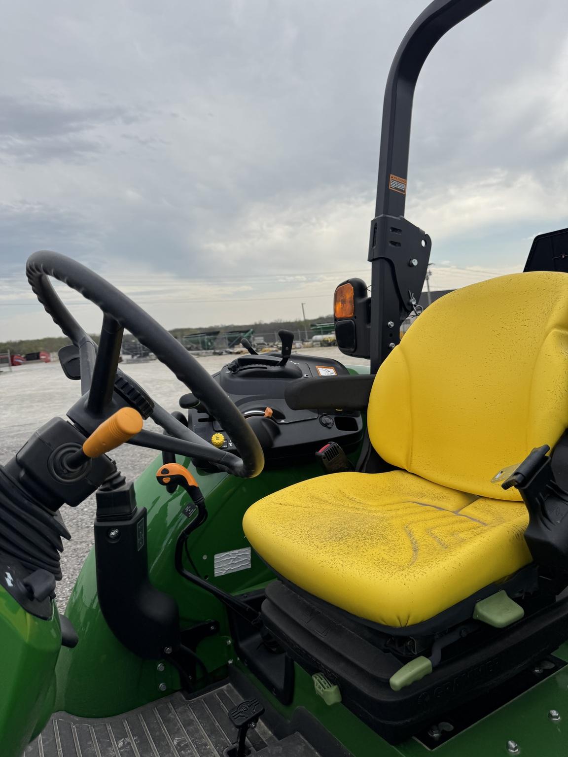 2023 John Deere 5090E Image