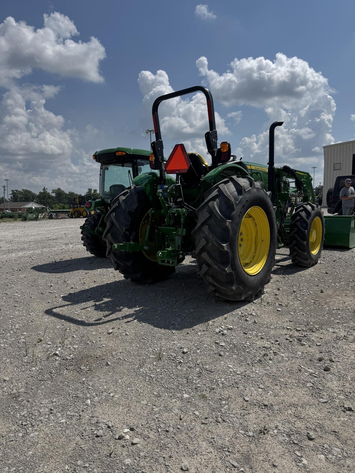 2023 John Deere 5090E Image