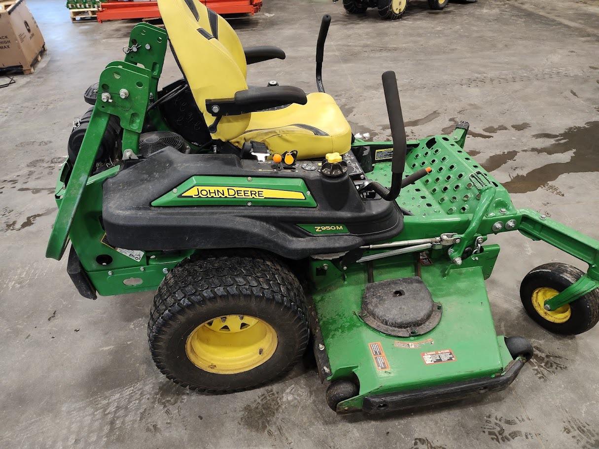 2022 John Deere Z950M Image