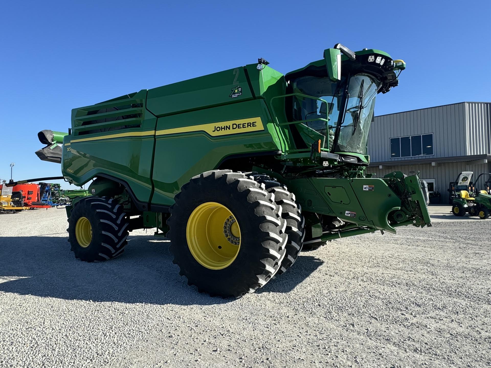 2022 John Deere X9 1000 Image