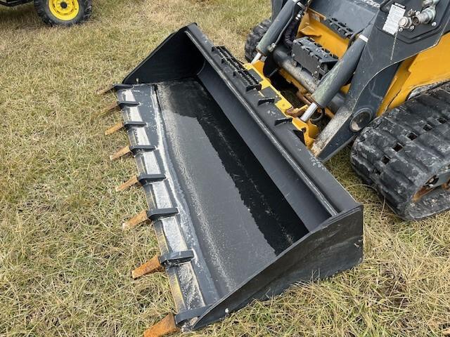 2023 John Deere 333G Image
