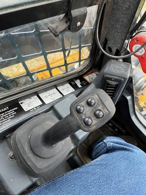 2023 John Deere 333G Image