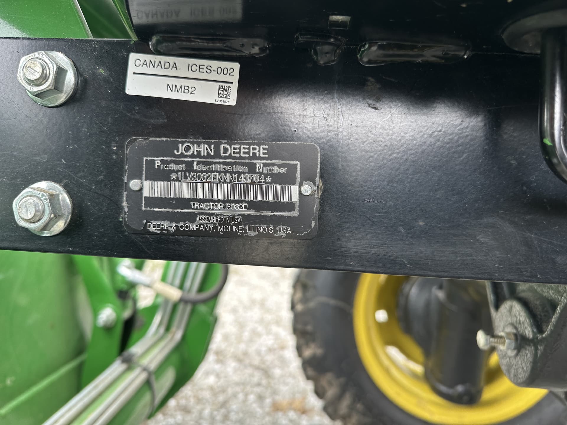 2022 John Deere 3032E Image