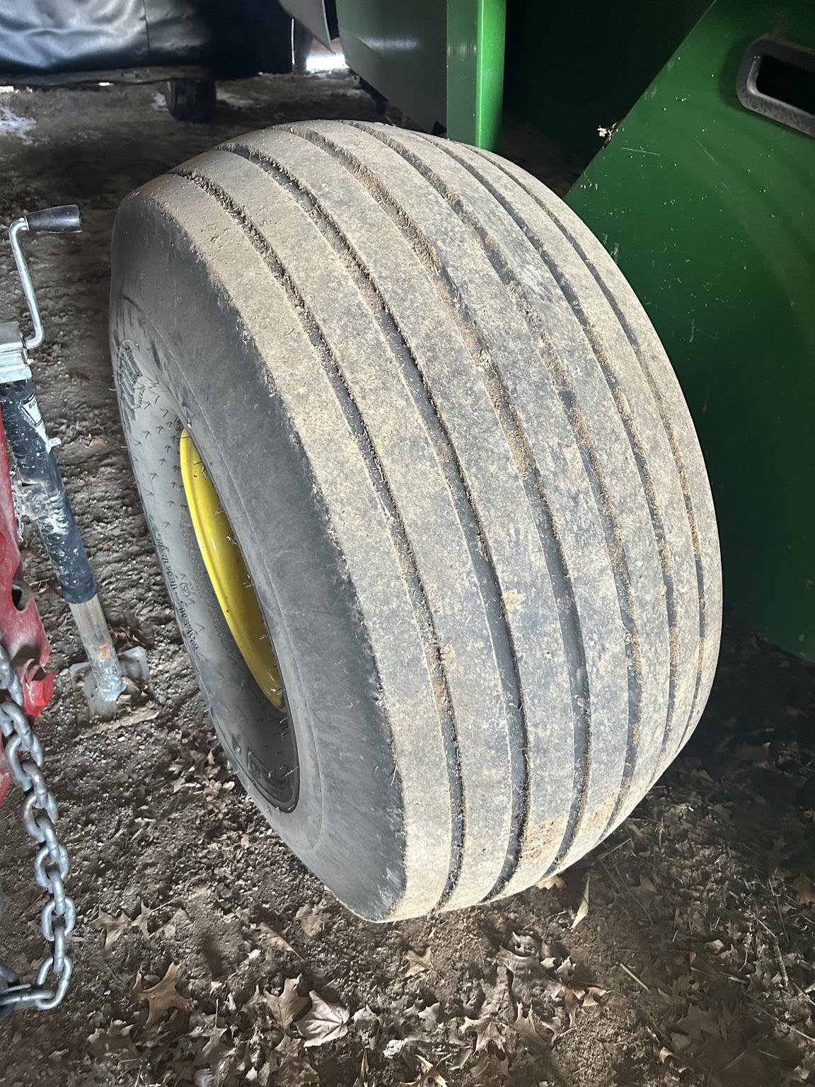 2019 John Deere 560M Precutter Image