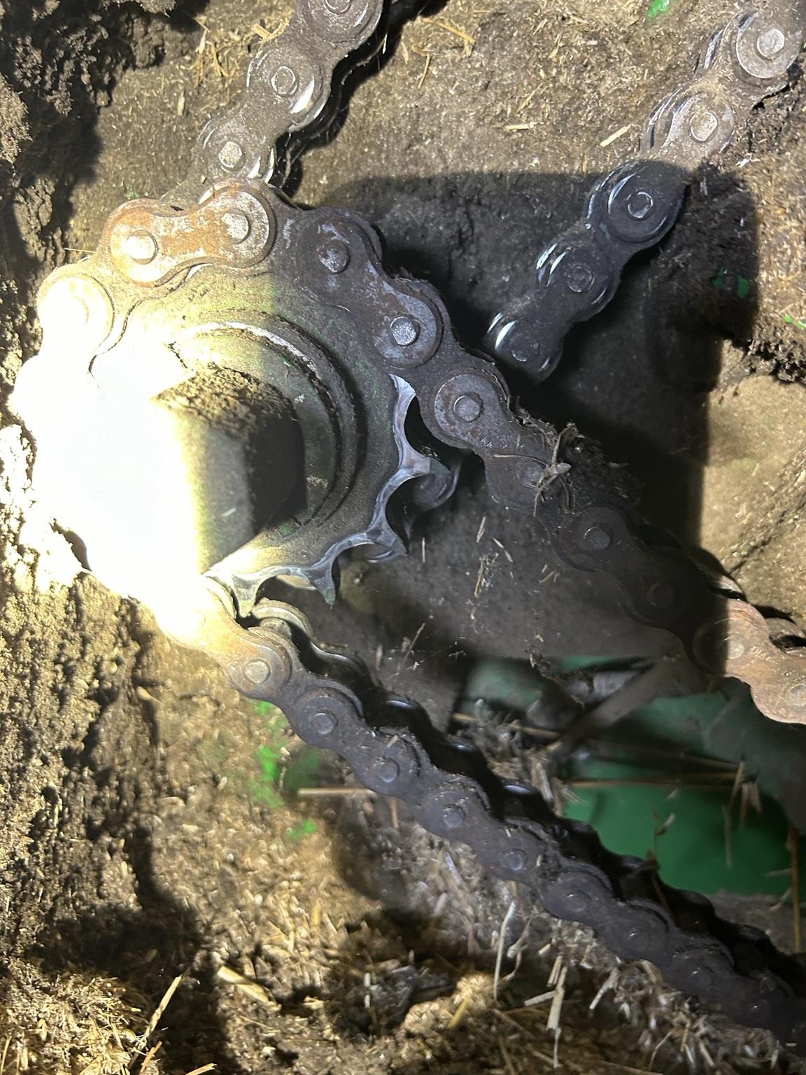 2019 John Deere 560M Precutter Image