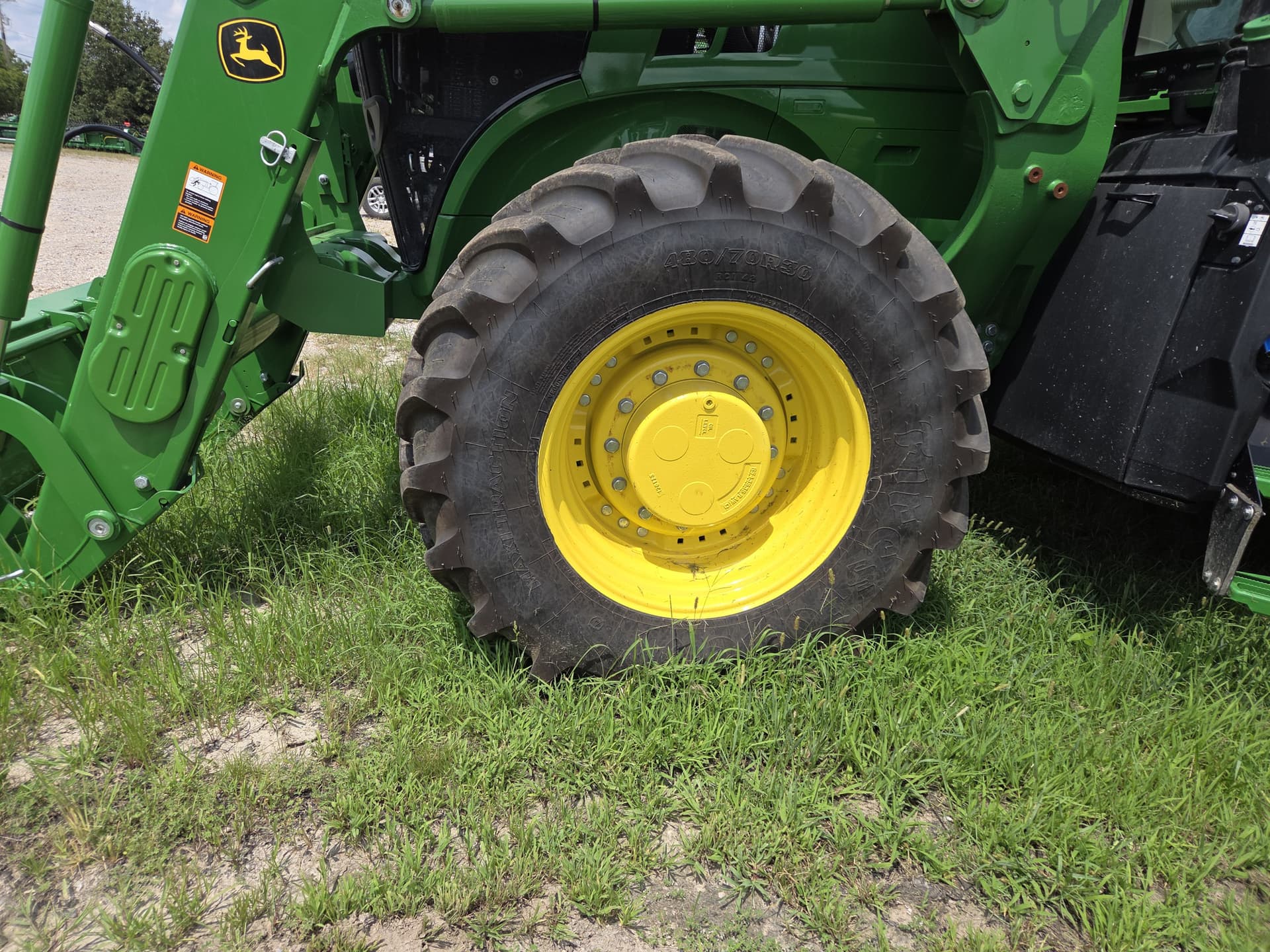 2023 John Deere 7R 230 Image