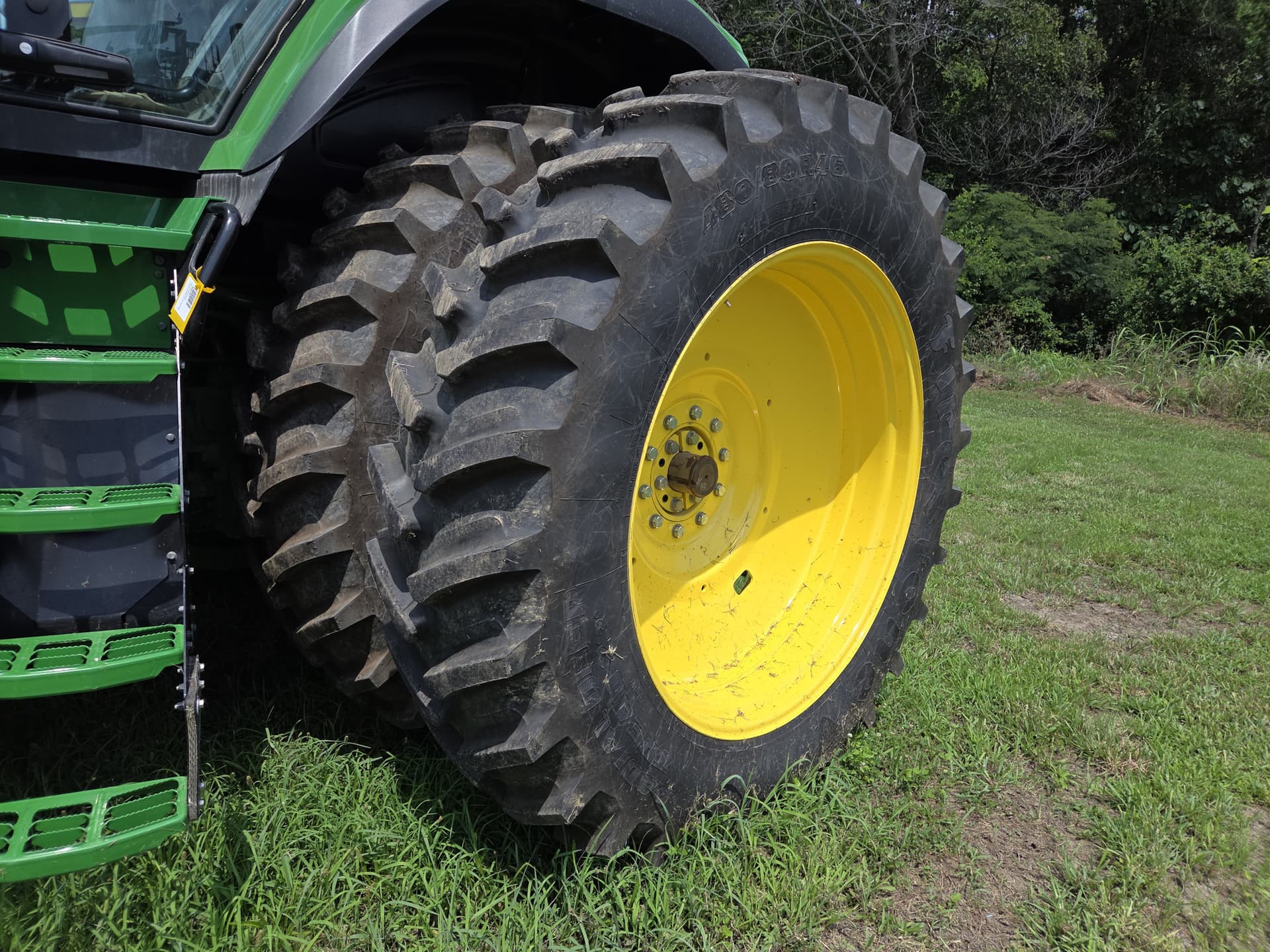2023 John Deere 7R 230 Image