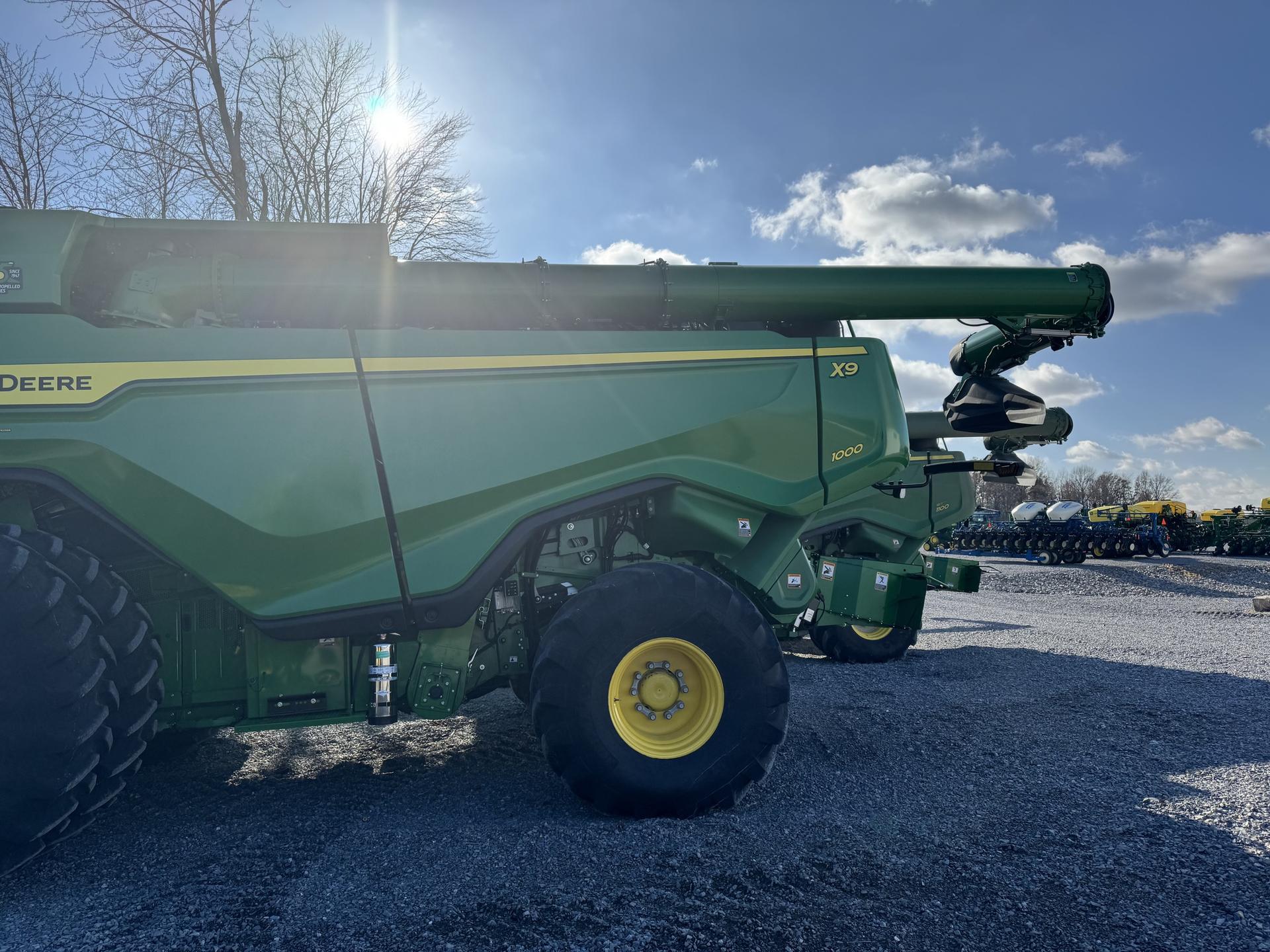 2022 John Deere X9 1000 Image