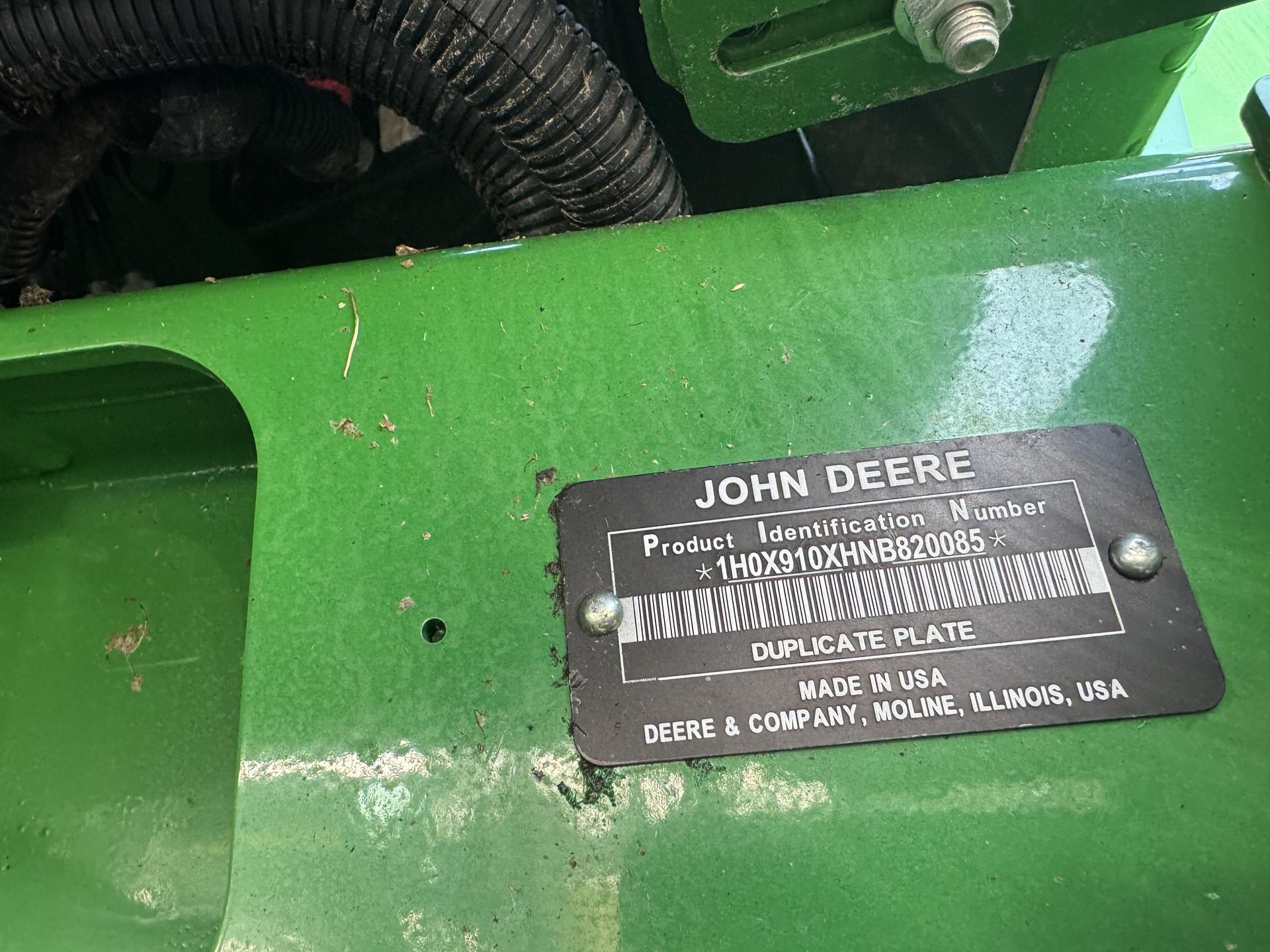 2022 John Deere X9 1000 Image