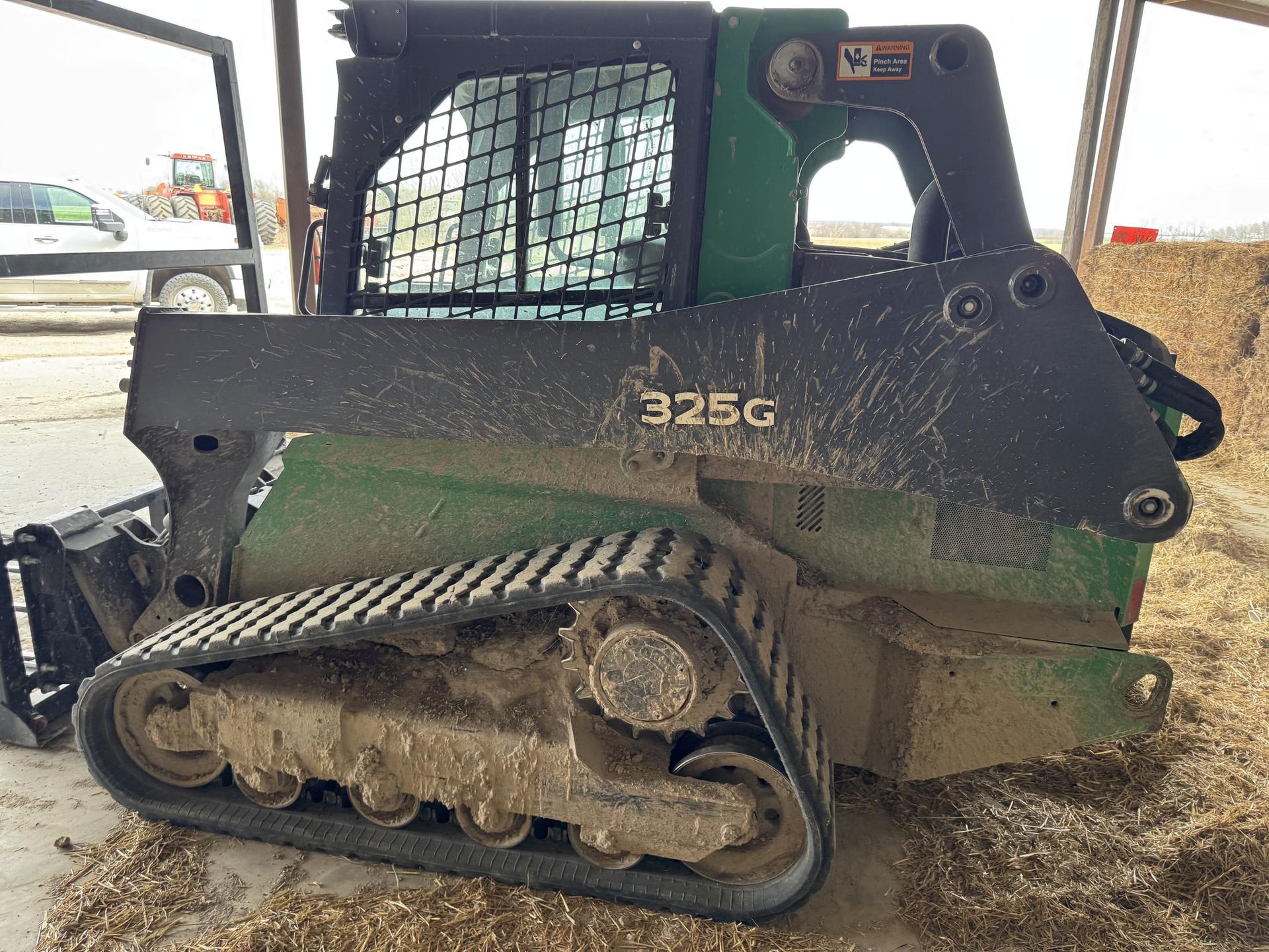 2018 John Deere 325G Image