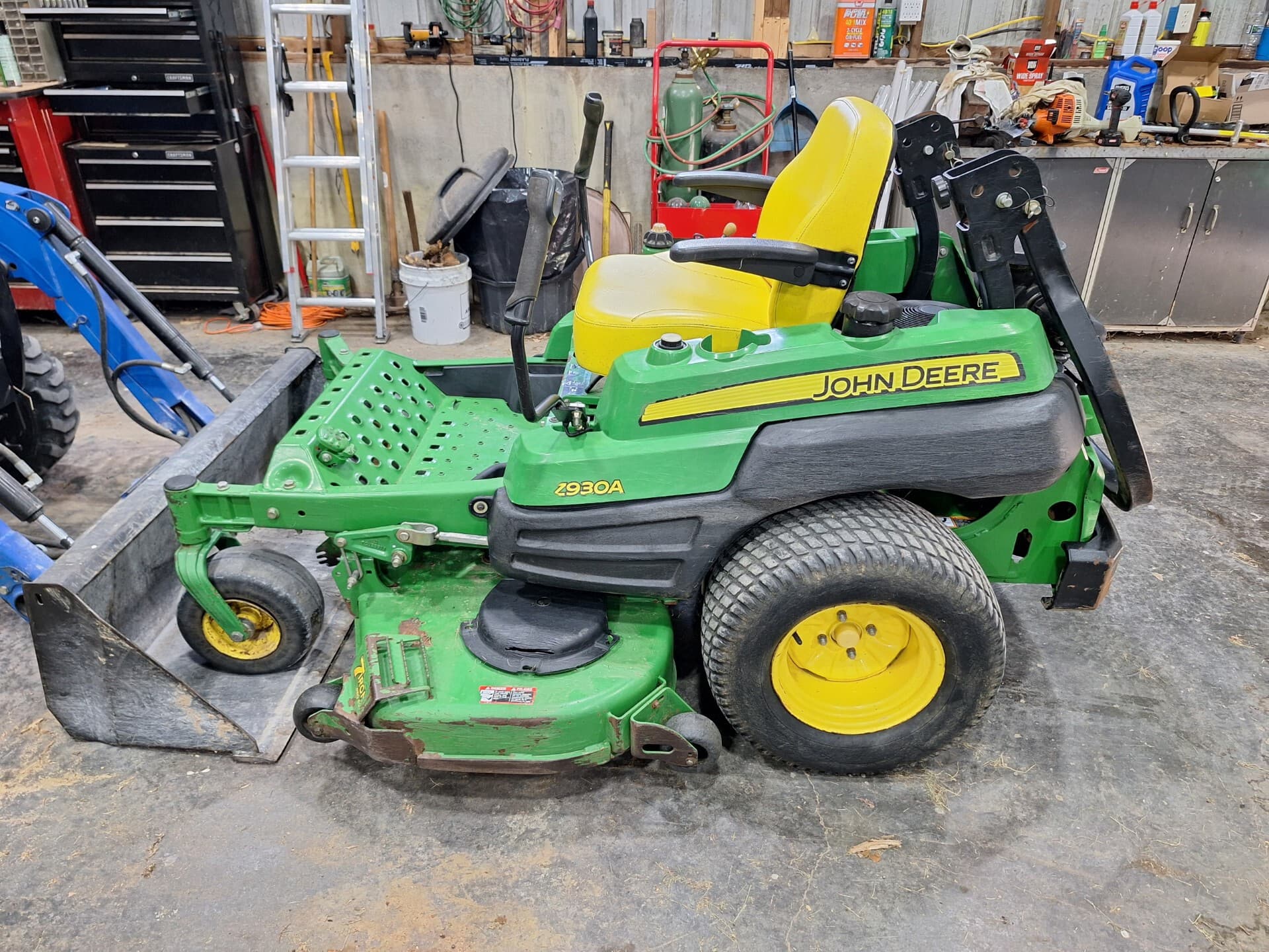 2010 John Deere Z930A Image