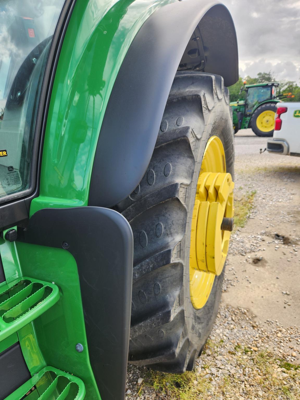 2023 John Deere 6140M Image