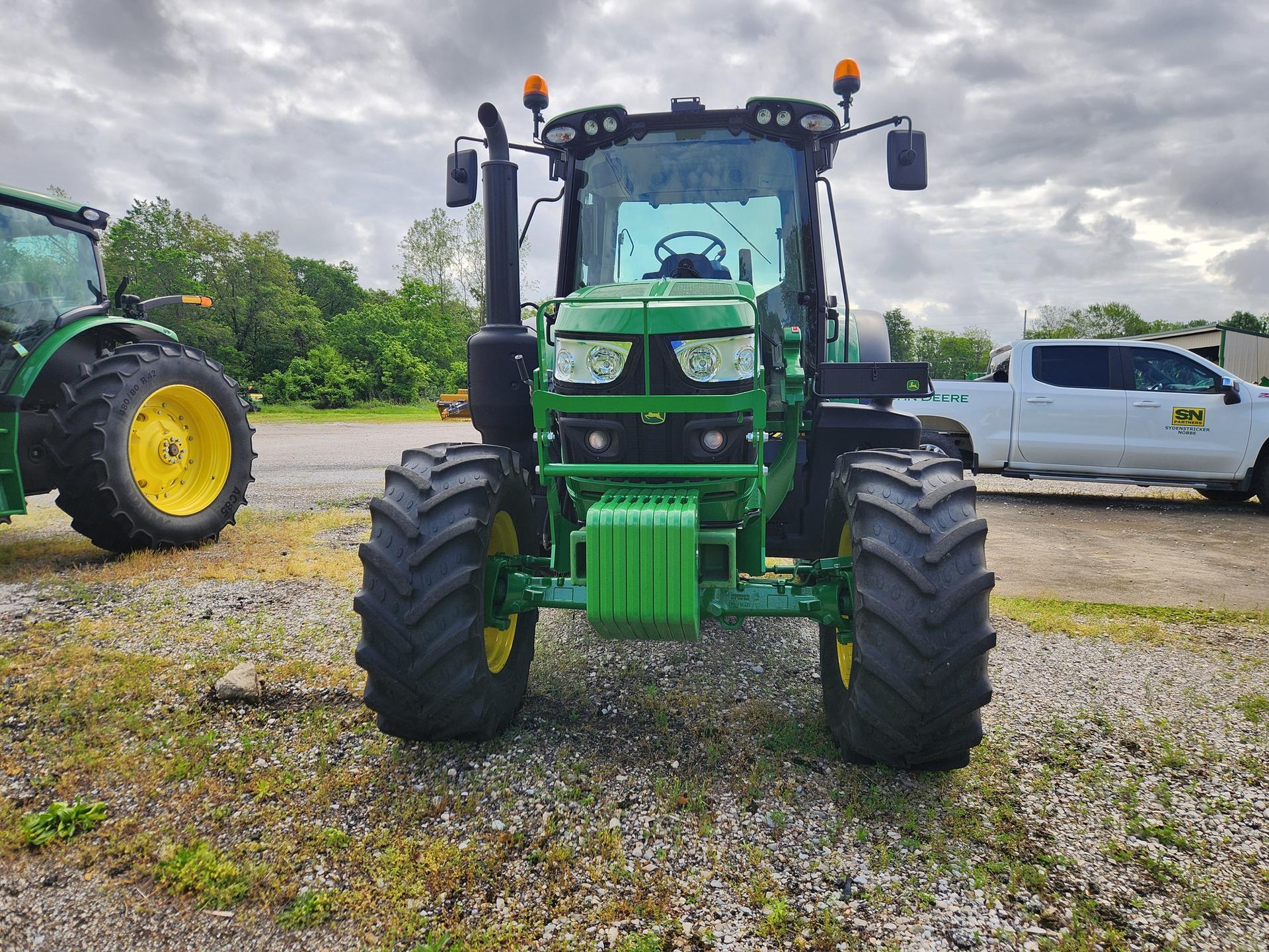 2023 John Deere 6140M Image