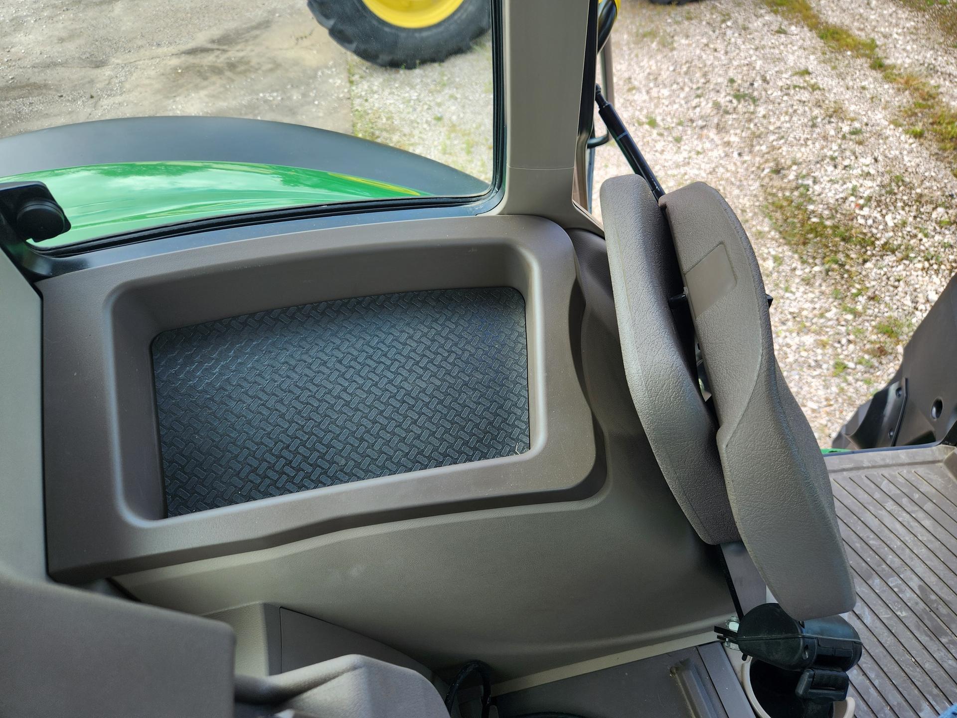 2023 John Deere 6140M Image